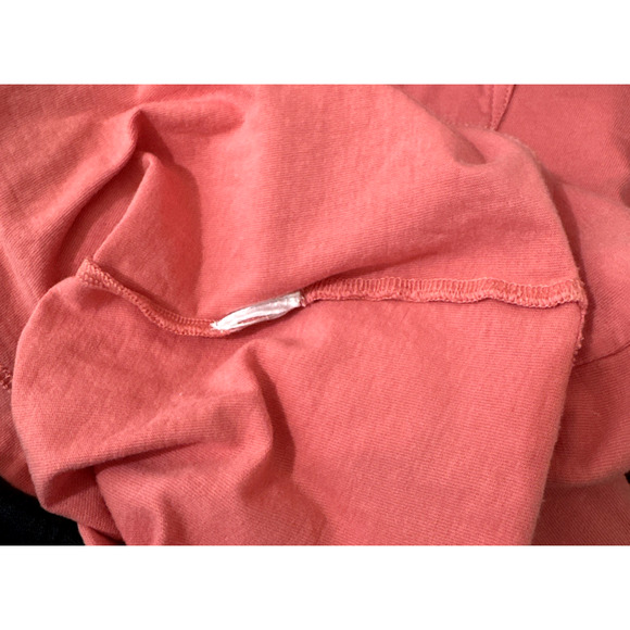 Vineyard Vines Mens Sz M Long Sleeve Lacrosse Tee Shirt Pink Whale EUC - Picture 7 of 7